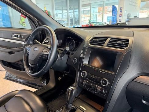 Used 2019 Ford Explorer XLT w/ Equipment Group 202A image 27