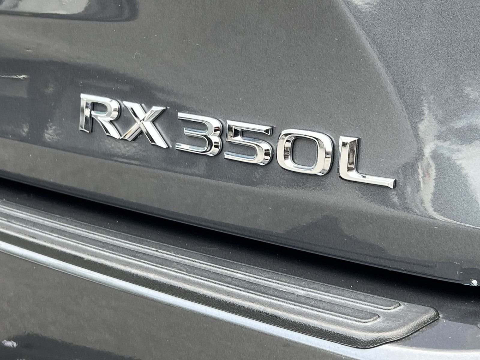 Used 2022 Lexus RX 350L Premium w/ Premium Package AWD/4WD image 36