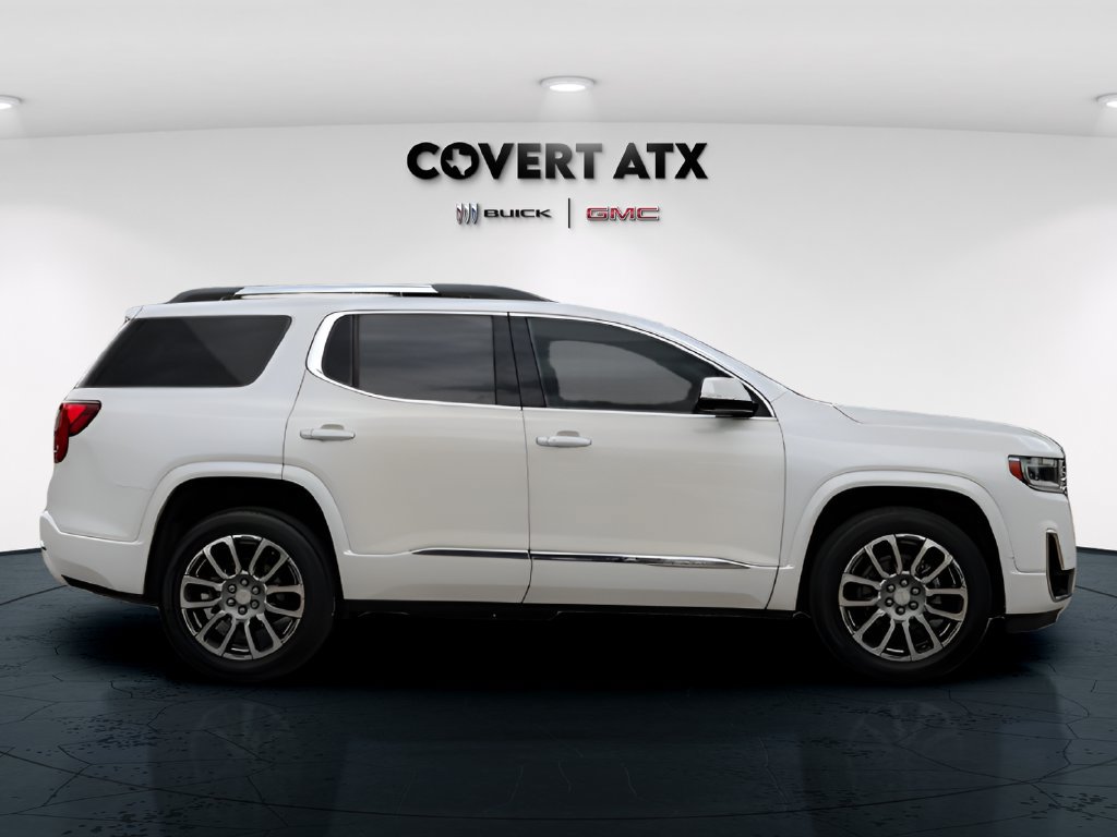 Used 2023 GMC Acadia Denali w/ Denali Technology Package AWD/4WD image 3