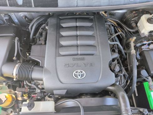 Used 2013 Toyota Tundra Platinum AWD/4WD image 33