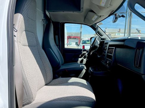 New 2025 Chevrolet Express 3500 w/ Power Convenience Package image 39