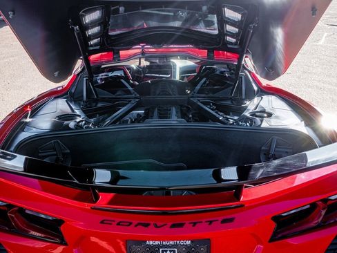 Used 2021 Chevrolet Corvette Stingray Premium Cpe w/ Z51 Performance Package image 31