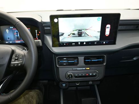 New 2026 Ford Maverick Lobo AWD/4WD image 18