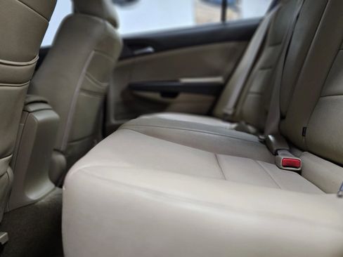 Used 2010 Honda Accord LX-P image 33