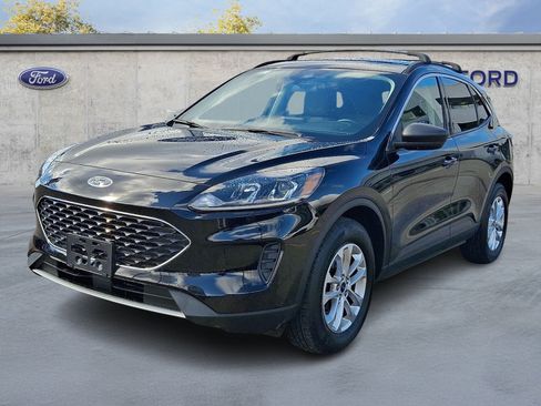 Used 2022 Ford Escape SE w/ Convenience Package AWD/4WD image 3