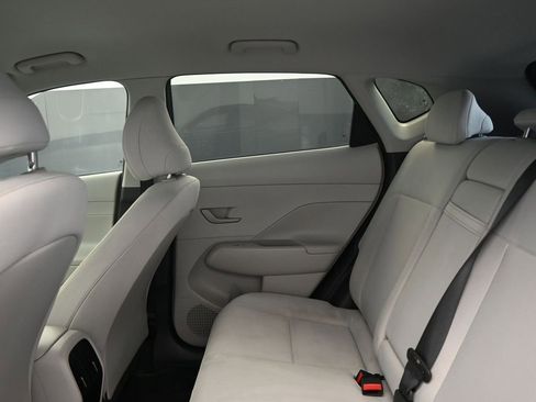 Used 2025 Hyundai Kona SEL AWD/4WD image 19