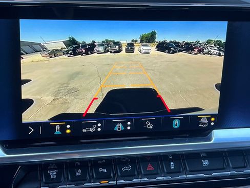 Used 2025 Chevrolet Silverado 3500 LT w/ Safety Package AWD/4WD image 19