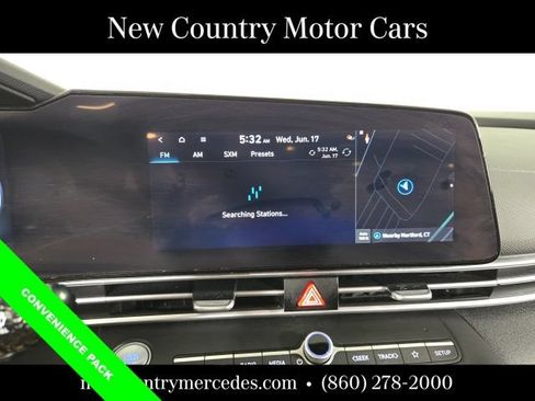 Used 2023 Hyundai Elantra SEL w/ Convenience Package FWD image 22