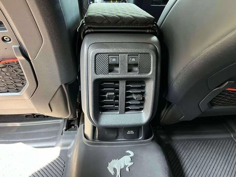 Used 2025 Ford Bronco Raptor AWD/4WD image 16