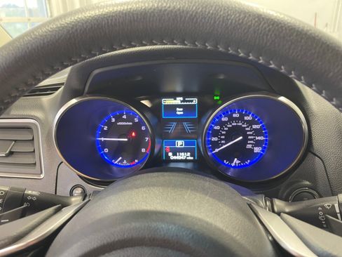 Used 2019 Subaru Outback 3.6R Limited image 3