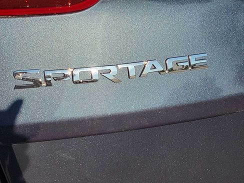 Used 2020 Kia Sportage LX FWD image 11