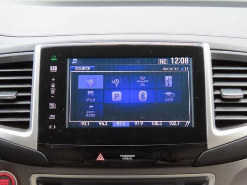 Used 2016 Honda Pilot EX image 21