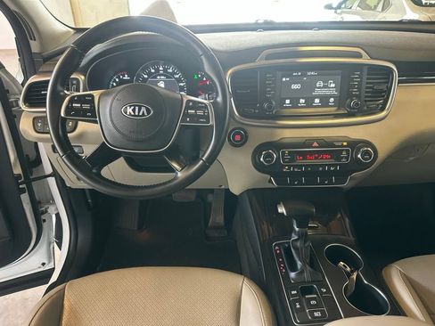 Used 2020 Kia Sorento EX AWD/4WD image 27