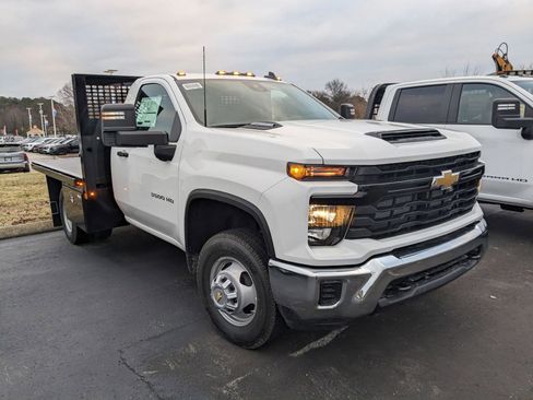 New 2025 Chevrolet Silverado 3500 W/T w/ WT Convenience Package image 2