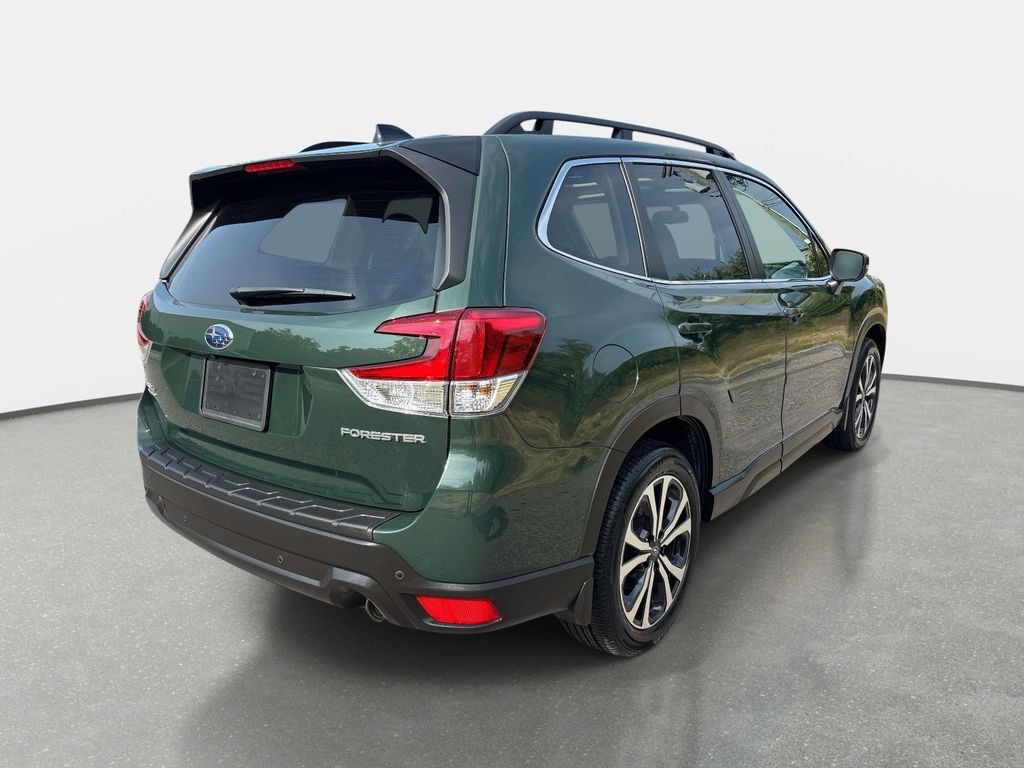 Used 2024 Subaru Forester Limited AWD/4WD image 4