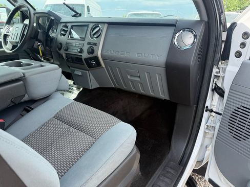 Used 2014 Ford F250 XLT w/ FX4 Off-Road Package AWD/4WD image 13
