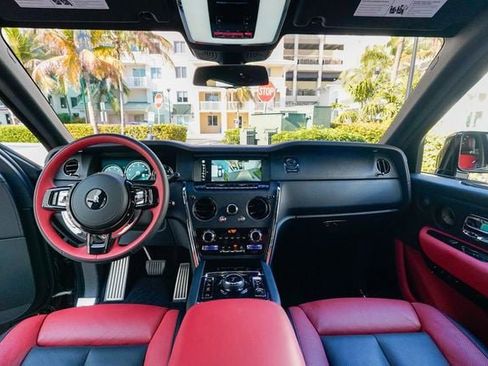 Used 2023 Rolls-Royce Cullinan Sport Utility w/ Cullinan Package image 75