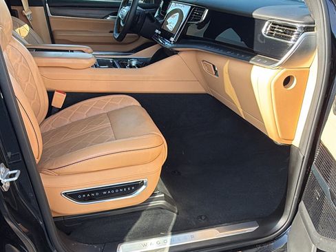Certified 2025 Jeep Grand Wagoneer L Series III w/ Quick Order Packagew 28T AWD/4WD image 20