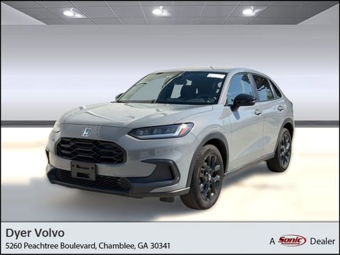 Used 2025 Honda HR-V Sport image 1