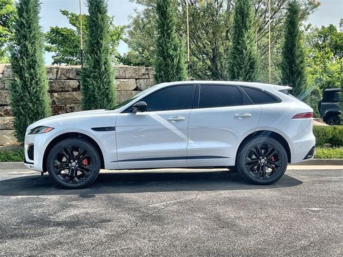 New 2026 Jaguar F-PACE R-Dynamic S image 2
