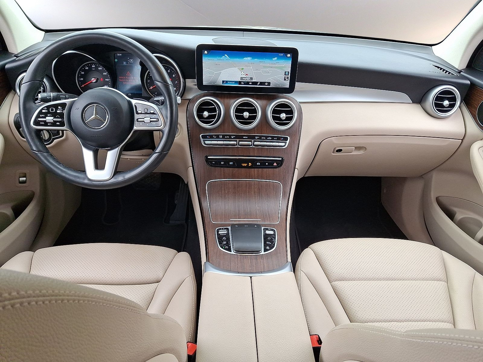 Used 2022 Mercedes-Benz GLC 300 4MATIC image 3