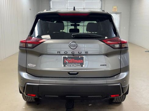 New 2026 Nissan Rogue SV image 6