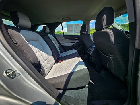 Used 2020 Chevrolet Equinox LS FWD image 33