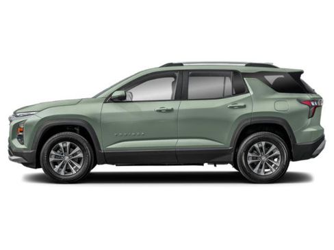 Used 2026 Chevrolet Equinox LT FWD image 3