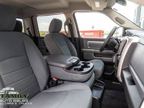 Used 2017 RAM 2500 SLT AWD/4WD image 27