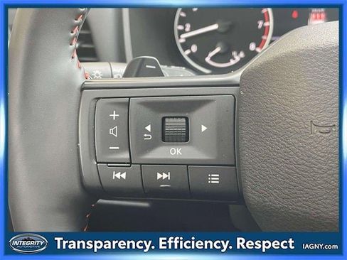 Used 2025 Nissan Rogue SV w/ Rock Creek Premium Package image 22