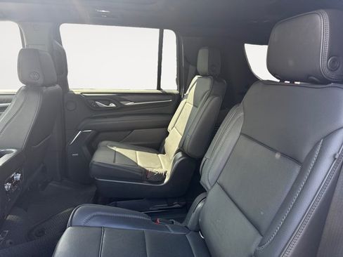Used 2021 GMC Yukon XL Denali AWD/4WD image 13