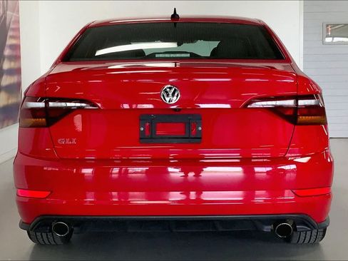 Used 2019 Volkswagen Jetta GLI Autobahn FWD image 5