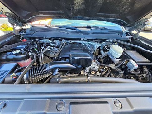 Used 2017 Chevrolet Silverado 2500 W/T AWD/4WD image 22