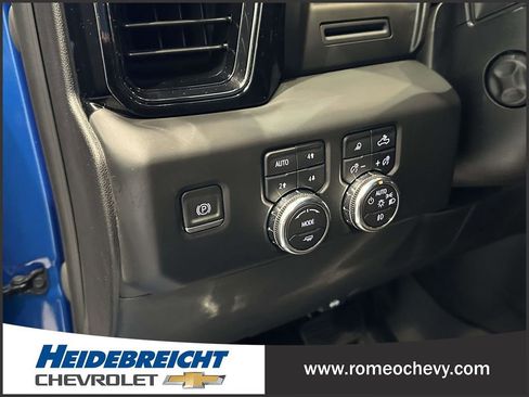 Certified 2023 GMC Sierra 1500 AT4 w/ AT4 Premium Package image 27