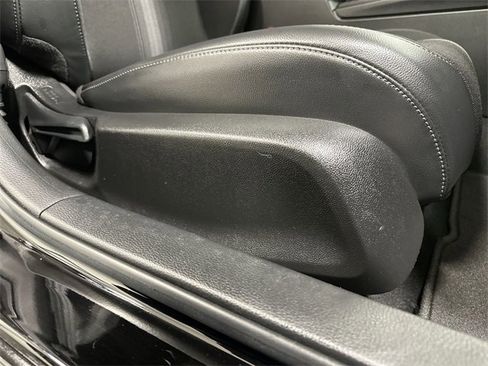 Used 2023 Honda Civic Sport image 25