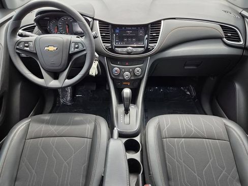 Used 2022 Chevrolet Trax LT AWD/4WD image 17