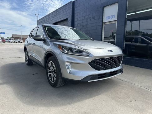 Used 2022 Ford Escape SEL AWD/4WD image 2
