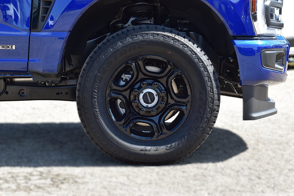 New 2026 Ford F250 XL w/ STX Appearance Package AWD/4WD image 6
