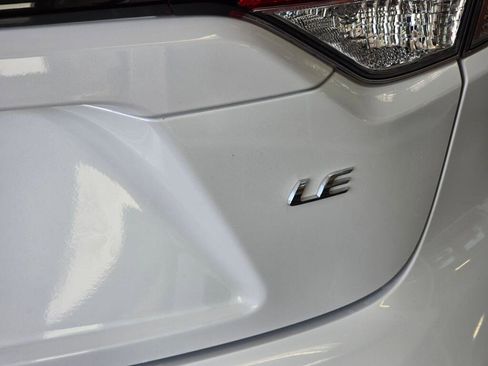 Used 2024 Toyota Corolla LE FWD image 14