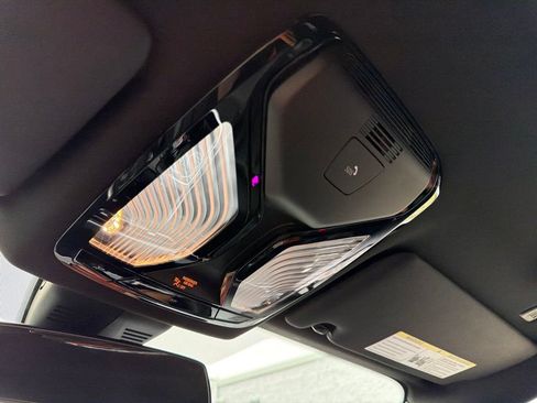 Used 2024 BMW M2 w/ Lighting Package RWD image 33