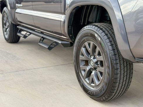 Used 2021 Toyota Tacoma SR5 image 15