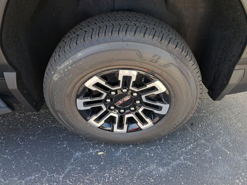 New 2026 GMC Sierra EV Elevation w/ Premium Package image 10