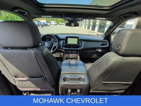 Used 2024 Chevrolet Tahoe RST w/ Luxury Package AWD/4WD image 21