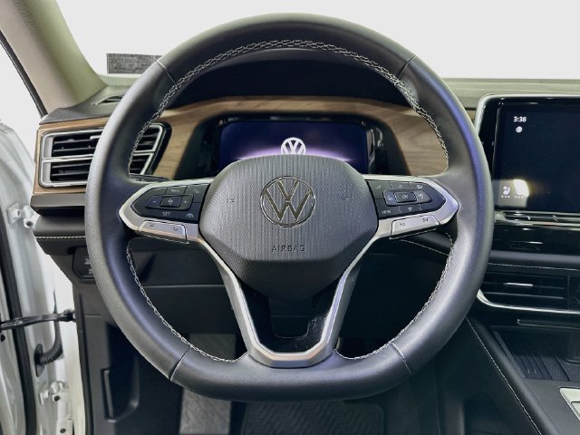 Certified 2026 Volkswagen Atlas SE AWD/4WD image 12