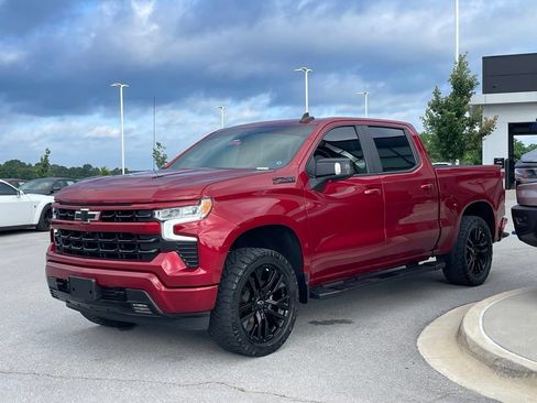 Used 2022 Chevrolet Silverado 1500 RST AWD/4WD image 4