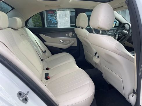 Used 2021 Mercedes-Benz E 350 Sedan image 29