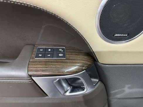 Used 2019 Land Rover Range Rover Sport HSE image 27