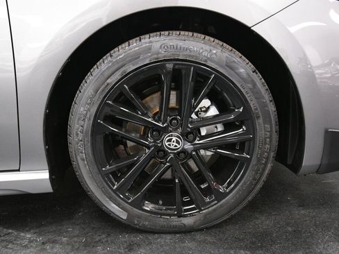 Certified 2025 Toyota Camry SE image 9