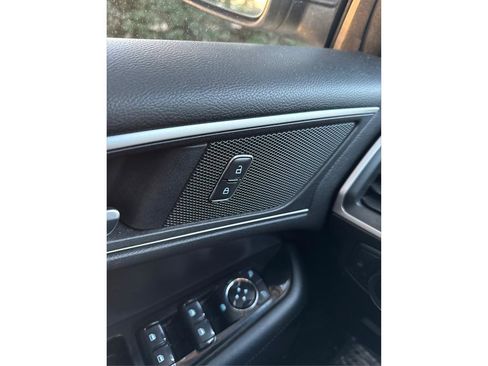 Used 2016 Ford Edge SEL w/ Equipment Group 201A image 30