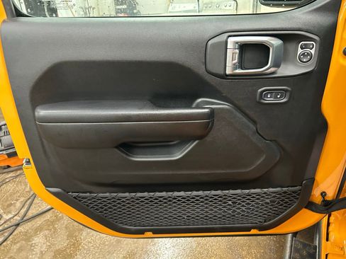 Certified 2021 Jeep Wrangler Unlimited Sport AWD/4WD image 12
